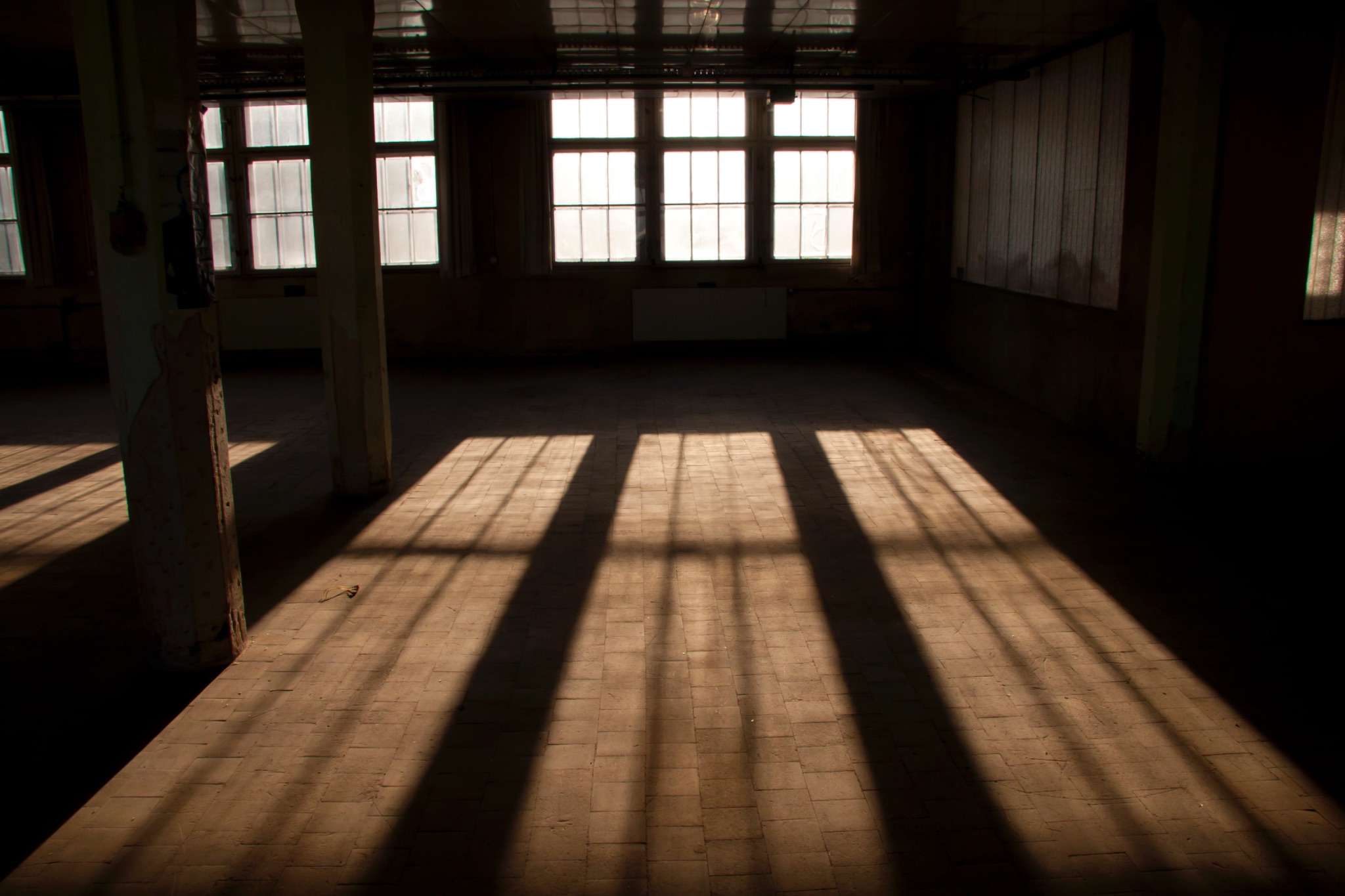 Ehem LVZ Druckerei Hermann Duncker Fenster Sonnenflutlicht 57131