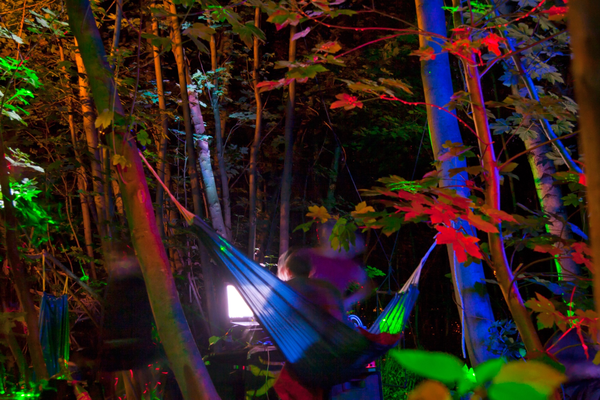 Spontane Party im Wald v Luke und Froebi 24621