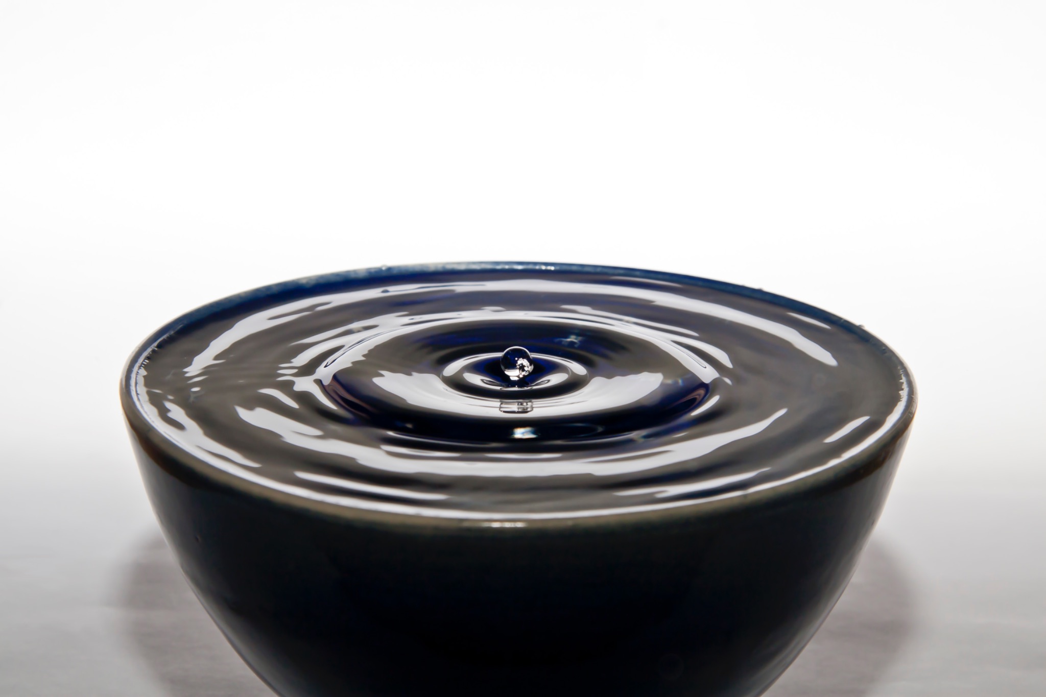 Wasserschale mit Tropfen 40221